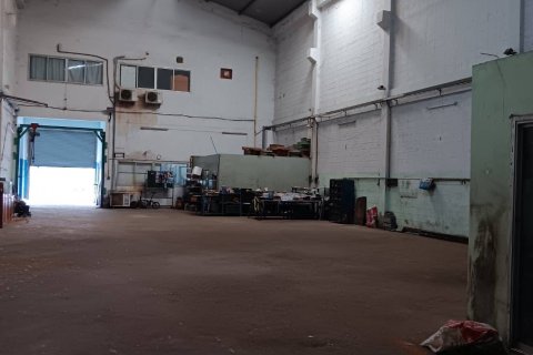 Townhouse in Bang Bo District, Thailand 3 bedrooms № 135703 - photo 2