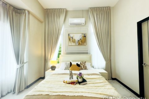 House in Pattaya, Thailand 3 bedrooms № 120163 - photo 12
