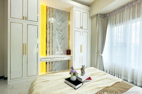 House in Pattaya, Thailand 3 bedrooms № 120163 - photo 13