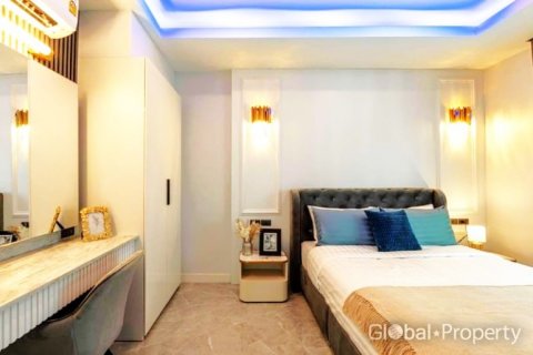 House in Pattaya, Thailand 5 bedrooms № 120160 - photo 15