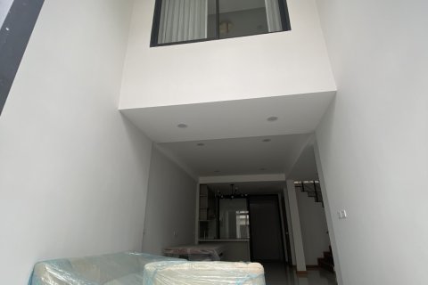 Таунхаус в Ваттхане, Бангкок, Таиланд с 3 спальнями  № 136970 - фото 5