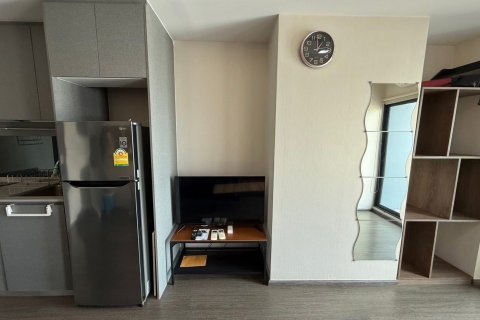 Studio in the Condo in Phra Khanong, Bangkok, Thailand  № 136968 - photo 4