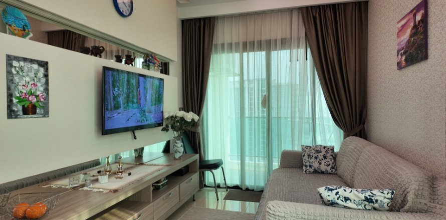 Apartment in Pattaya, Thailand 2 rooms № 162420