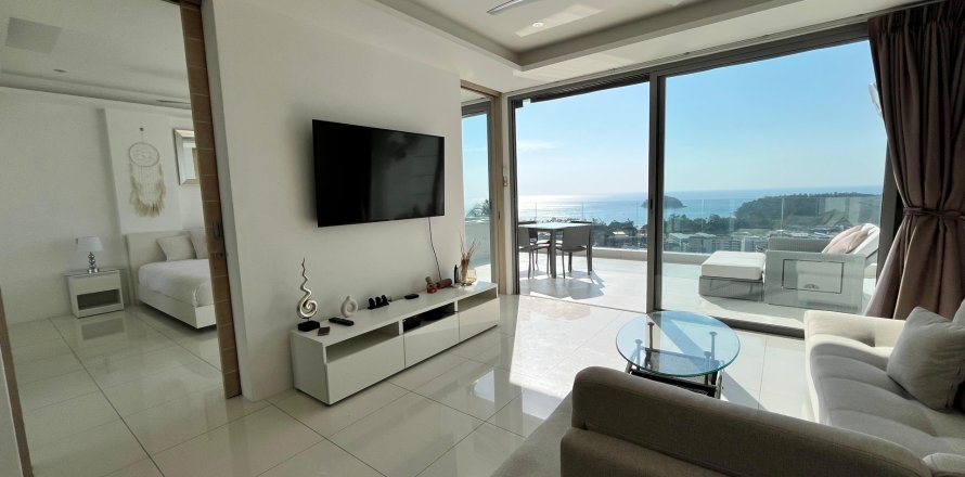 Apartment in Pattaya, Thailand 3 rooms № 162422