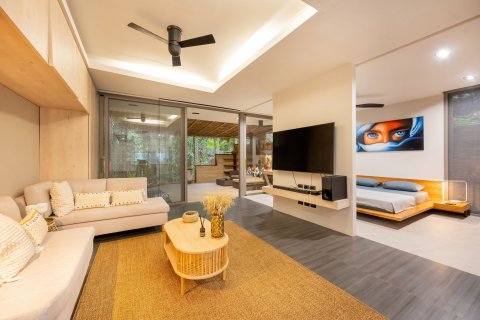 Penthouse in Kathu, Thailand 2 bedrooms № 138956 - photo 1