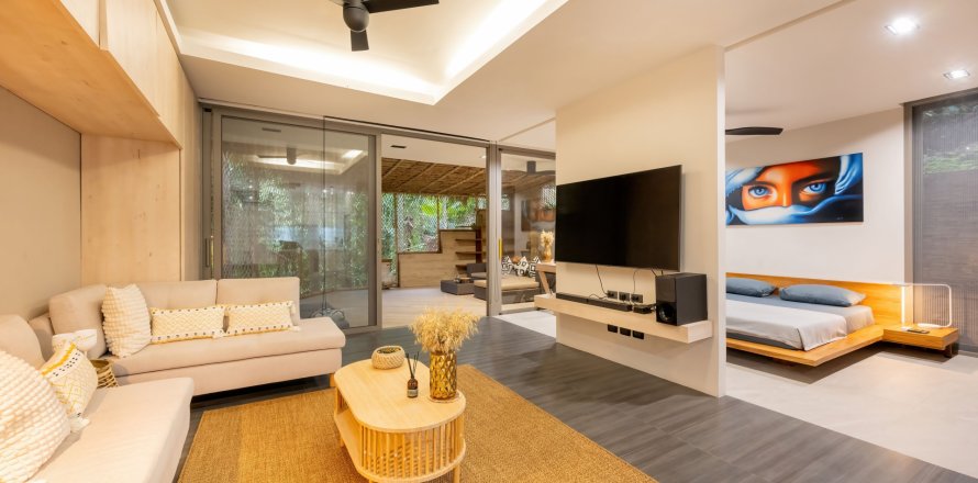 Penthouse in Kathu, Thailand 2 bedrooms № 138956