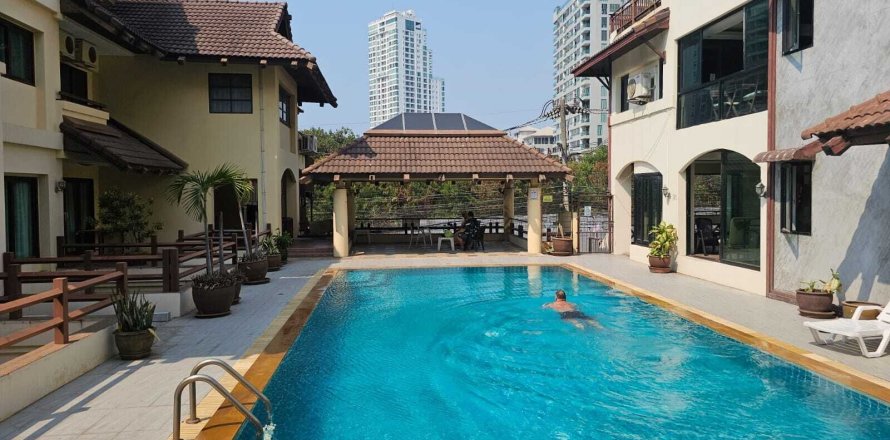 Дом в Паттайе, Таиланд с 6 спальнями  № 153371