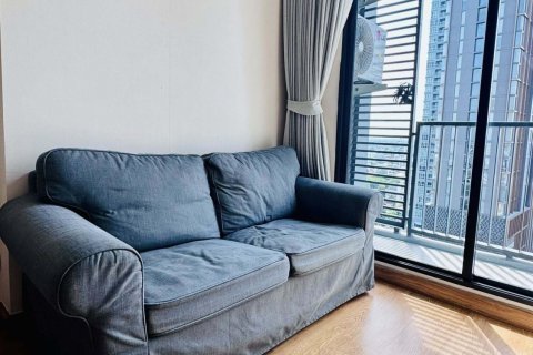 Студия в кондо в Клонг Тоэй, Бангкок, Таиланд № 153372 - фото 4