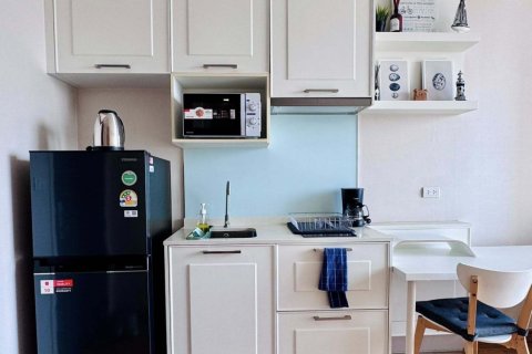 Студия в кондо в Клонг Тоэй, Бангкок, Таиланд № 153372 - фото 2