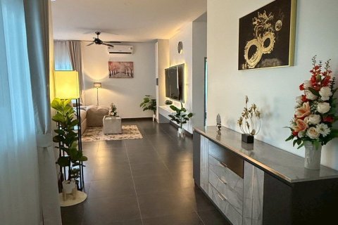 Villa in Hua Hin, Thailand 3 bedrooms № 153374 - photo 5