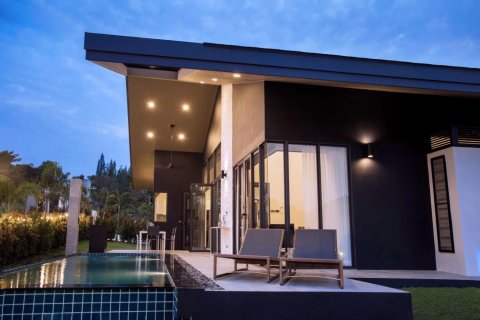 Villa in Hua Hin, Thailand 3 bedrooms № 168454 - photo 4