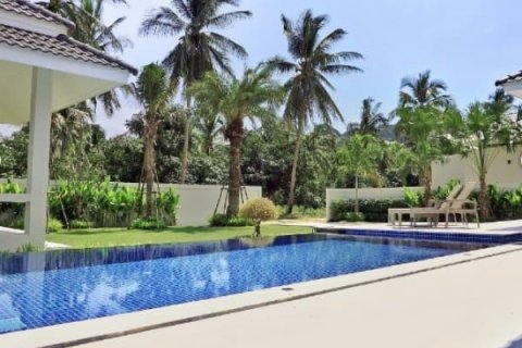 Villa in Sam Roi Yot, Thailand 3 bedrooms № 168452 - photo 11