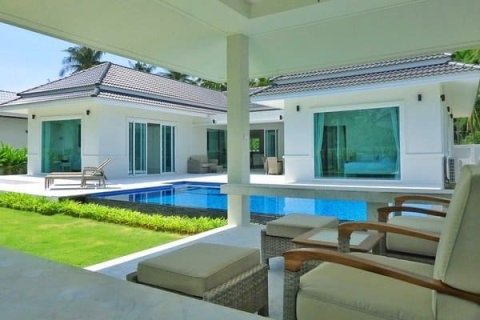 Villa in Sam Roi Yot, Thailand 3 bedrooms № 168452