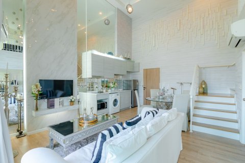 Condo in Hua Hin, Thailand, 2 bedrooms  № 168450 - photo 11