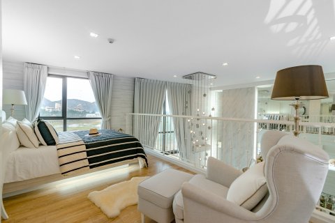 Condo in Hua Hin, Thailand, 2 bedrooms  № 168450 - photo 27