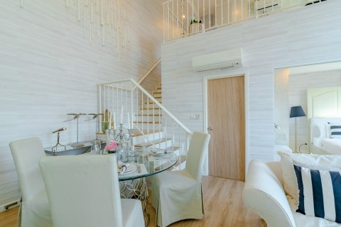 Condo in Hua Hin, Thailand, 2 bedrooms  № 168450 - photo 17