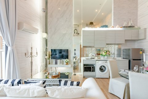 Condo in Hua Hin, Thailand, 2 bedrooms  № 168450 - photo 9