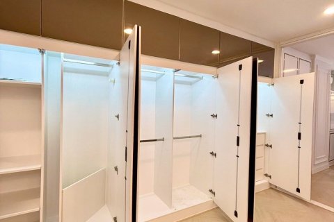 Studio in the Condo in Watthana, Bangkok, Thailand  № 150102 - photo 9