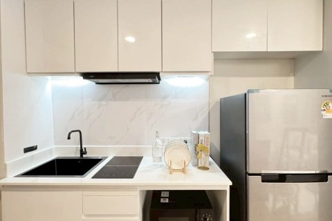 Studio in the Condo in Watthana, Bangkok, Thailand  № 150102 - photo 15