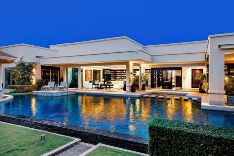 Haus in Pattaya, Thailand 7 Schlafzimmer № 223115 - Foto 4
