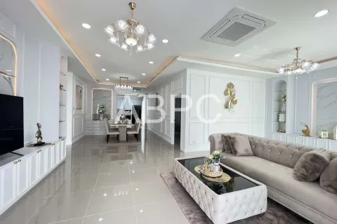 Casa de 3 dormitorios en Pattaya, Tailandia № 211134 - foto 19