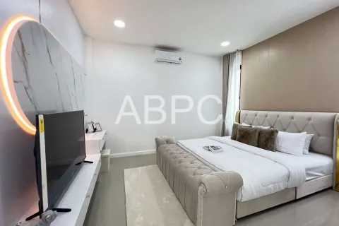 Casa de 3 dormitorios en Pattaya, Tailandia № 211134 - foto 10