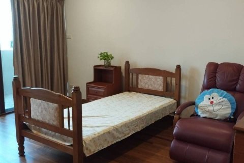 Condo in Bangkok, Thailand, 3 bedrooms  № 161466 - photo 4