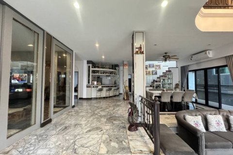 Дом в Суан Луанге, Бангкок, Таиланд с 5 спальнями  № 161461 - фото 6