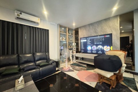 Дом в Суан Луанге, Бангкок, Таиланд с 5 спальнями  № 161461 - фото 9