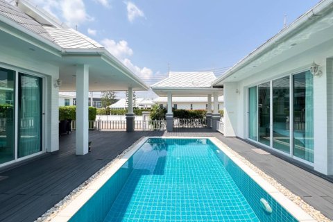 Villa à Hua Hin, Thaïlande 3 chambres № 161464