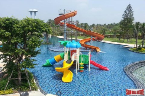 Villa on Jomtien Beach, Pattaya, Thailand 2 bedrooms № 193119 - photo 4