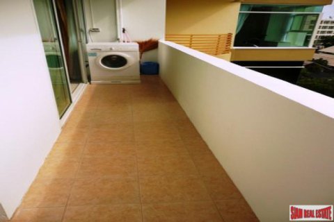 Apartment in Pattaya, Thailand 1 bedroom № 193118 - photo 4
