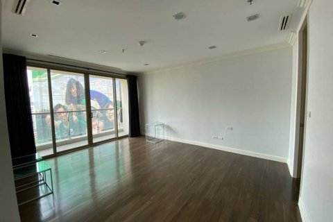 Condo in Khlong Toei, Bangkok, Thailand, 2 bedrooms  № 172764 - photo 8