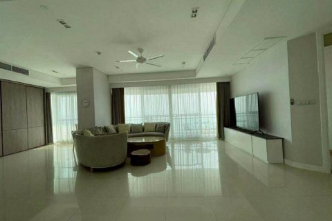 Кондоминиум с 3 спальнями в Паттайе, Таиланд № 172765 - фото 3