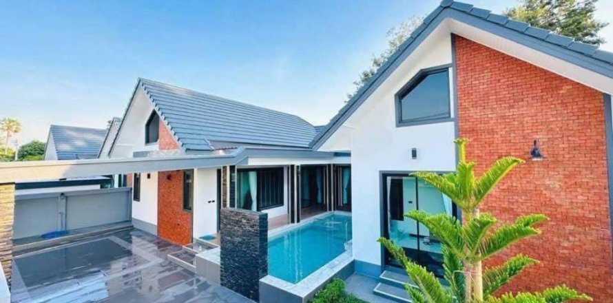 Villa in Pattaya, Thailand 3 bedrooms № 172761