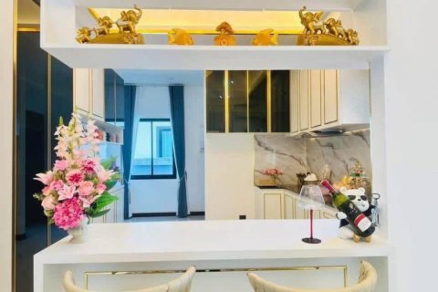 Villa in Pattaya, Thailand 3 bedrooms № 172761 - photo 5