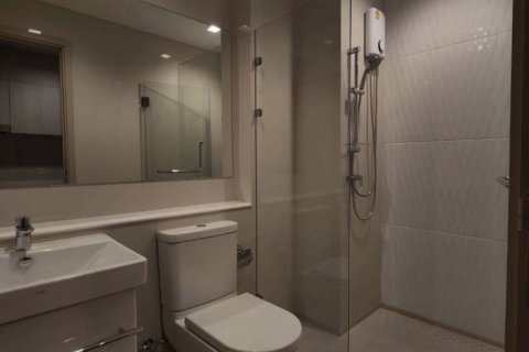 Кондоминиум с 1 спальней в Бангкоке, Таиланд № 172762 - фото 6