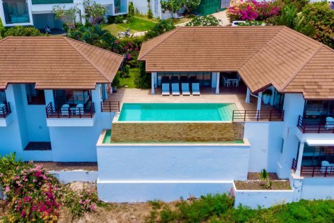 Villa in Ko Samui, Thailand 4 bedrooms № 180099 - photo 17