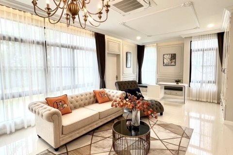 Maison à Saphan Sung, Bangkok, Thaïlande 5 chambres № 173486 - photo 5