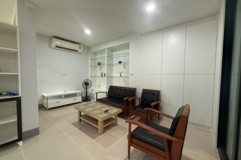 Townhouse à Chiang Mai, Thaïlande 4 chambres № 169475 - photo 2