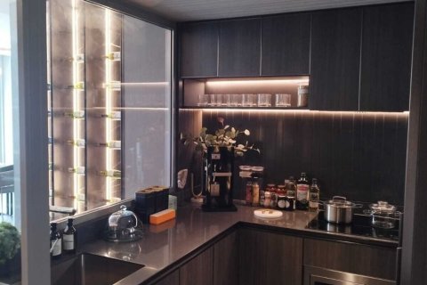 Condo in Watthana, Bangkok, Thailand, 2 bedrooms  № 161127 - photo 4