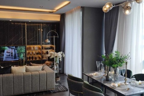 Condo in Watthana, Bangkok, Thailand, 2 bedrooms  № 161127 - photo 5