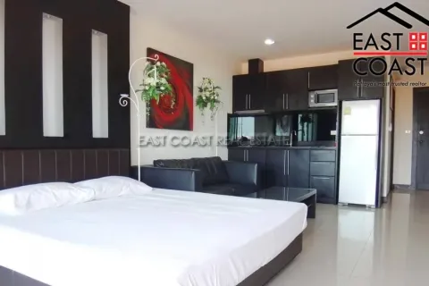 Estudio en el condominio en Jomtien Beach, Pattaya, Tailandia № 213255 - foto 2