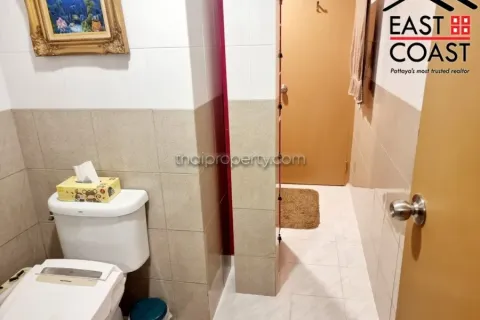 Condominio de 2 dormitorios en Jomtien Beach, Pattaya, Tailandia № 213249 - foto 13