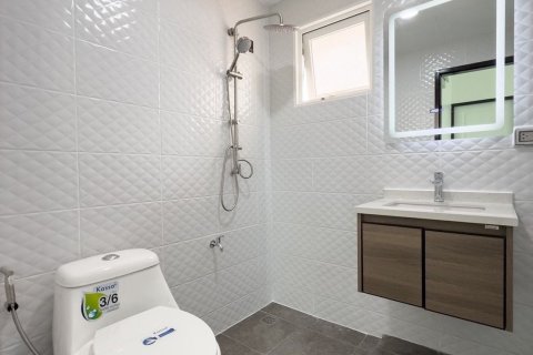 House in Phuket, Thailand 4 bedrooms № 163395 - photo 28