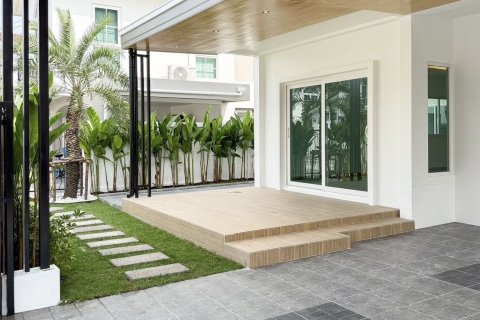 House in Phuket, Thailand 4 bedrooms № 163395 - photo 4