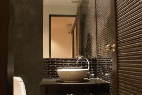 Studio dans le Condo à Chatuchak, Bangkok, Thaïlande  № 163398 - photo 6