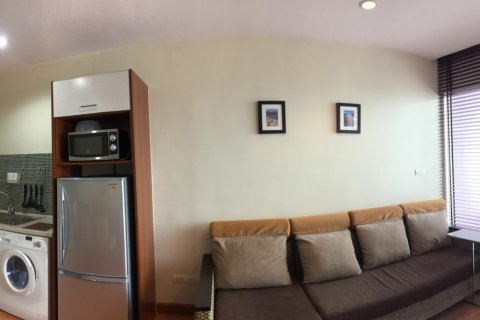 Studio dans le Condo à Chatuchak, Bangkok, Thaïlande  № 163398 - photo 4