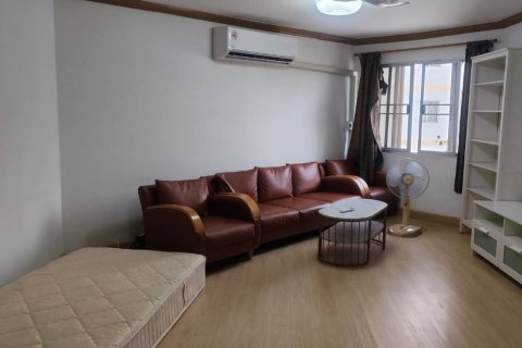 Condo à Yan Nawa, Bangkok, Thaïlande, 2 chambres  № 163397