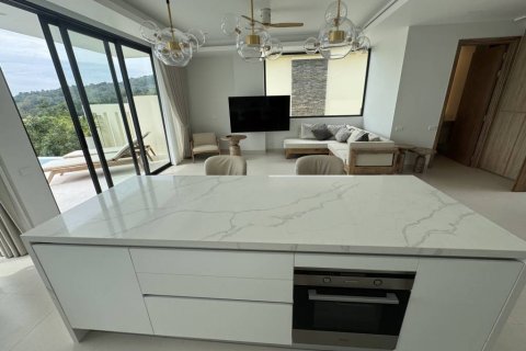 Villa in Phuket, Thailand 4 bedrooms № 134469 - photo 7
